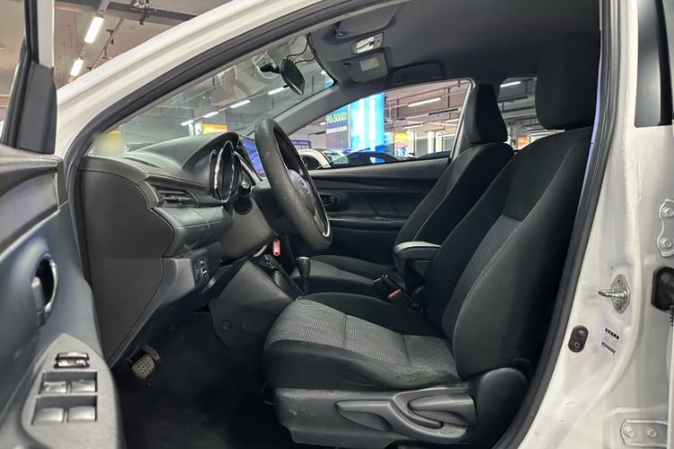 Used Toyota Vios 2014 1.3L Automatic Standard Edition Interior 7