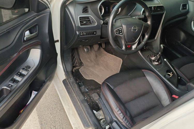 Used Haima Fumei 2017 1.6L Manual Luxury Model Driver Seat