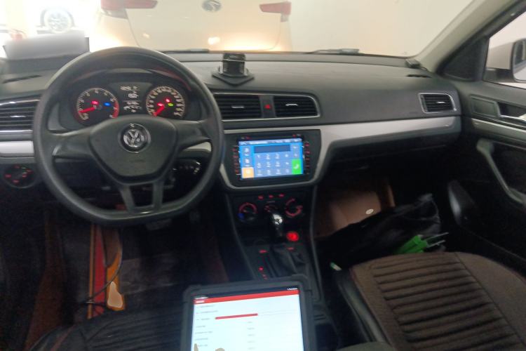 Used Volkswagen Lavida 2015 1.6L Automatic Fashion Edition