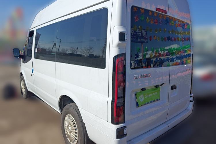 Used JMC Fushun 2023 2.0T Manual Short-Wheelbase Mid-Height Commercial Multi-Purpose 5-Seater Passenger Vehicle