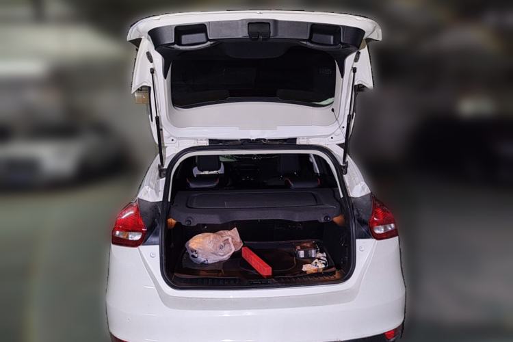 Used Ford Focus 2017 Hatchback 1.6L Automatic Comfort Plus SmartDrive Edition