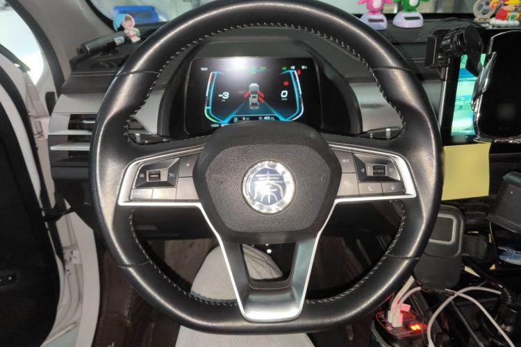Used BYD Qin Pro New Energy 2019 DM Super Edition 1.5TI Automatic Smart Connect X-Trail Model China VI Standard Steering Wheel