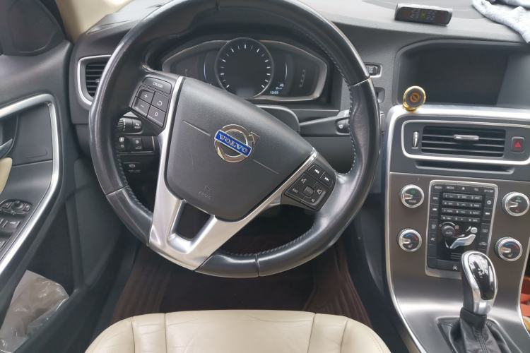 Used Volvo S60 2015 S60L T5 Intelligent Drive Edition
