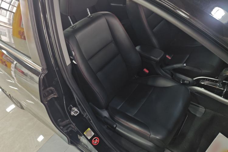 Used Honda Crider 2016 1.8L CVT Luxury Edition
