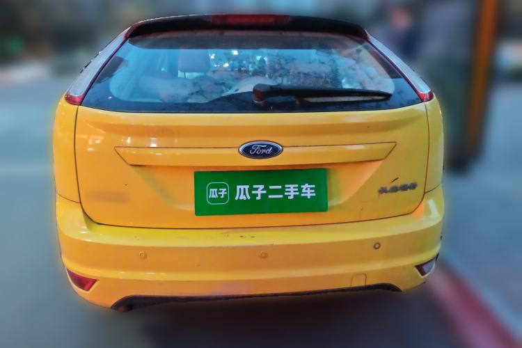 Used Ford Focus 2012 Hatchback Classic 1.8L Manual Fashion Edition
