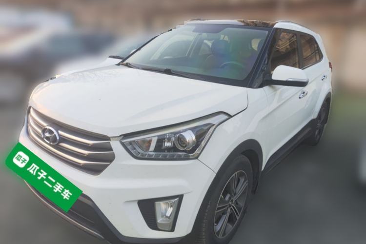 Used Hyundai ix25 2015 1.6L Automatic Two-Wheel-Drive Deluxe DLX Model