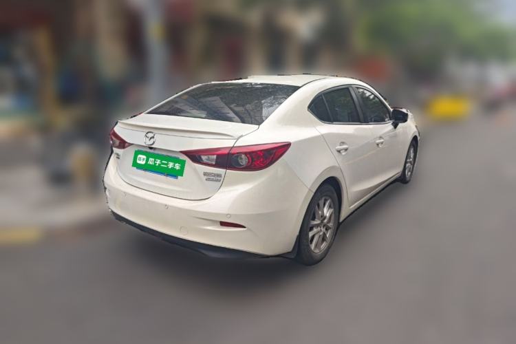 Used Mazda 3 Axela 2016 Sedan 1.5L Automatic Comfort Model