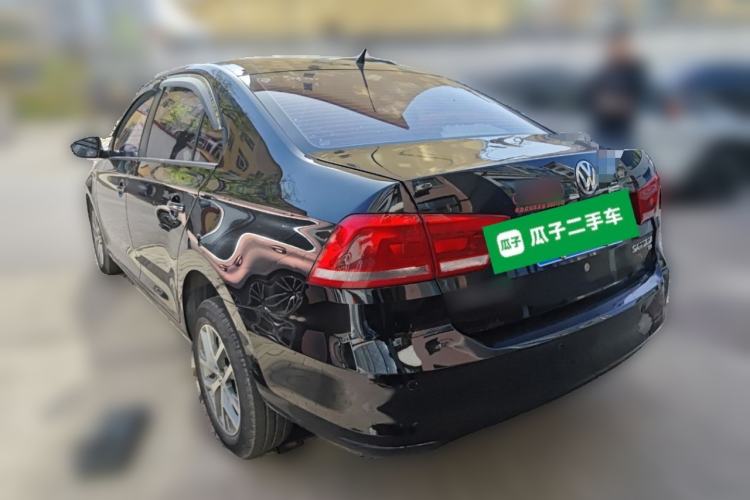 Used Volkswagen Santana 2015 1.6L Manual Fashion Edition