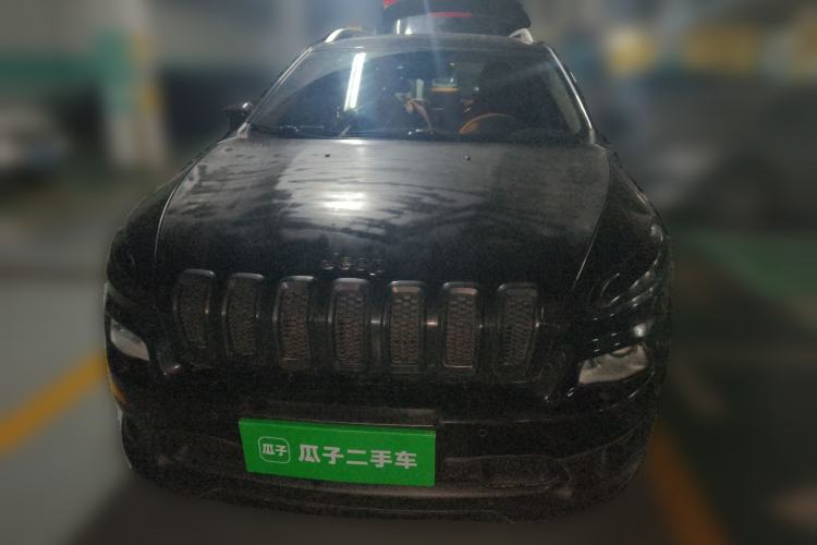 Used Jeep Cherokee 2016 2.4L Superior Edition
