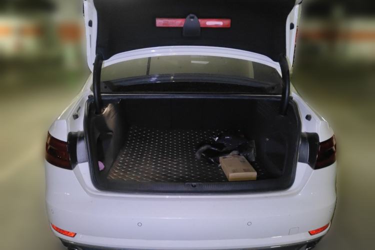 Used Audi A4L 2018 30th Anniversary Edition 40 TFSI Trendy Model