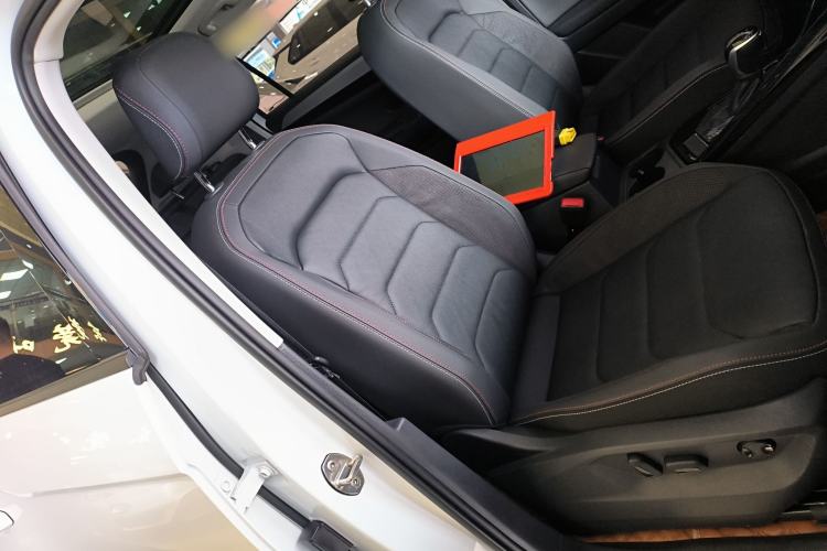 Used Volkswagen Tayron 2022 280TSI Two-Wheel Drive Luxury Smart Connectivity Version