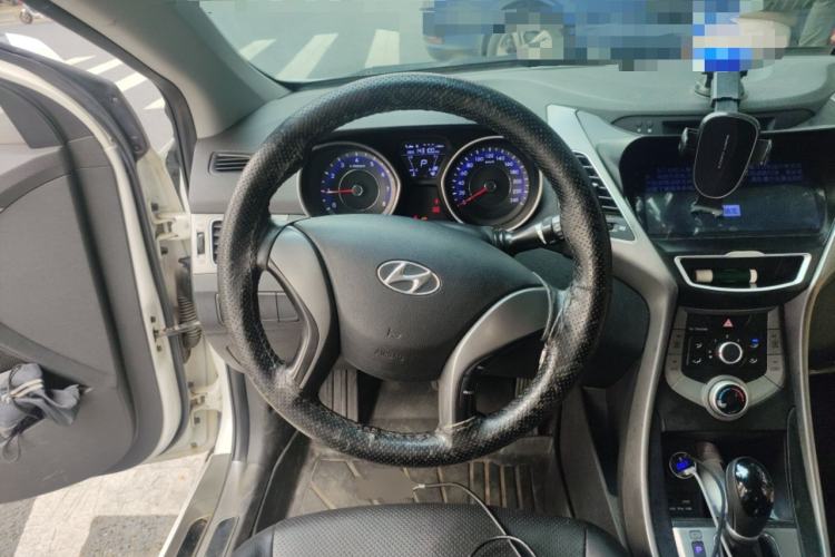 Used Hyundai Elantra (5th Generation / Langdong) 2016 1.6L Automatic Smart Version Steering Wheel