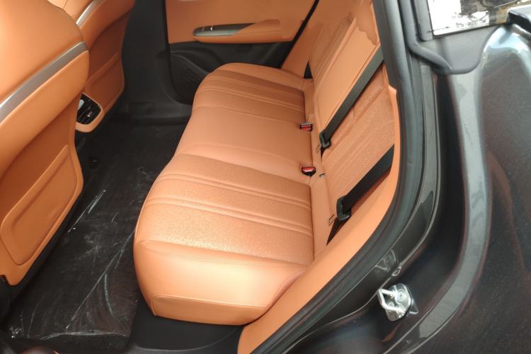 Used Deepal S07 2025 215Max Deep Blue Intelligent Driving AD PRO Range-Extended Version
