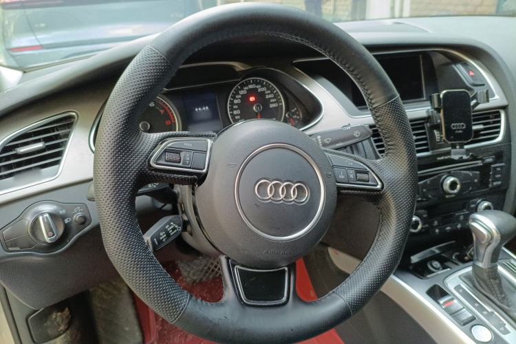 Used Audi A4L 2016 35 TFSI Collector's Edition Automatic Standard Model
