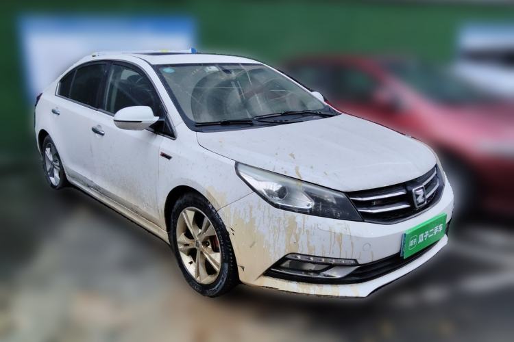 Used Zotye Z500 2016 1.5T Manual Luxury Model Front Right 45 Deg