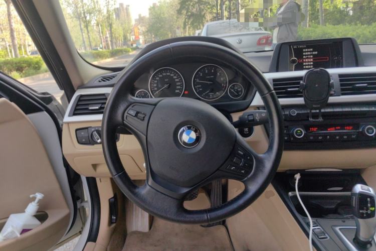 Used BMW 3 Series 2013 320i Sport Edition Steering Wheel