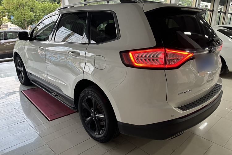 Used Ford Edge 2015 2.0T GTDi Two-Wheel-Drive Elite Edition