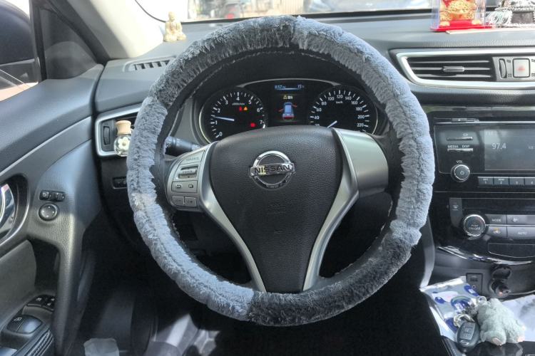 Used Nissan X-Trail 2014 2.0L CVT Comfort Edition 2WD Steering Wheel