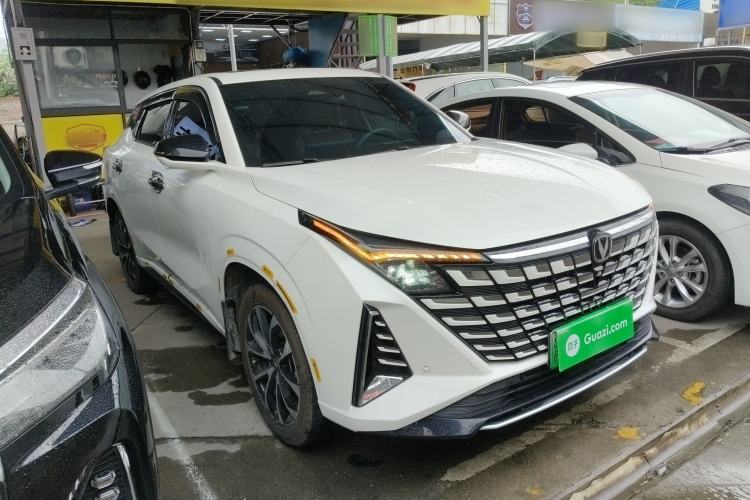 Used CHANGAN UNI-Z New Energy 2024 Blue Whale Smart Electric iDD 125km Beyond Edition Front Right 45 Deg