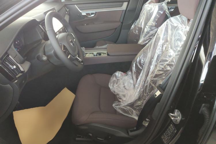 Used Volvo S90 2026 B5 Zhiyi Luxury Edition