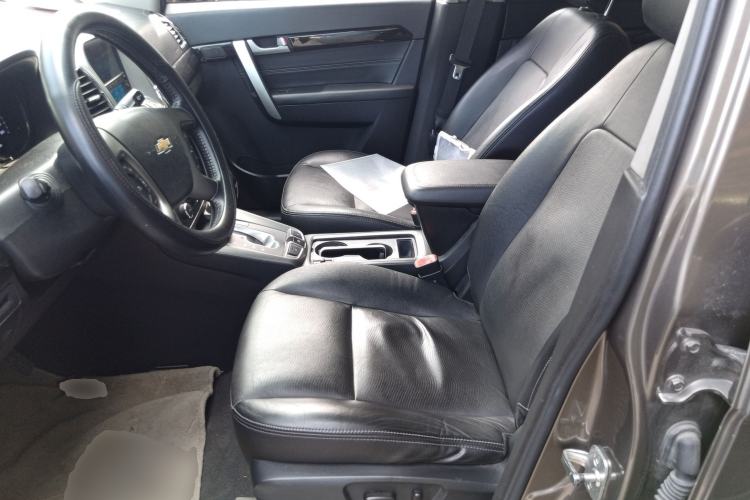 Used Chevrolet Captiva 2015 2.4L 4x4 Flagship Edition 7-Seater Left Front Seat