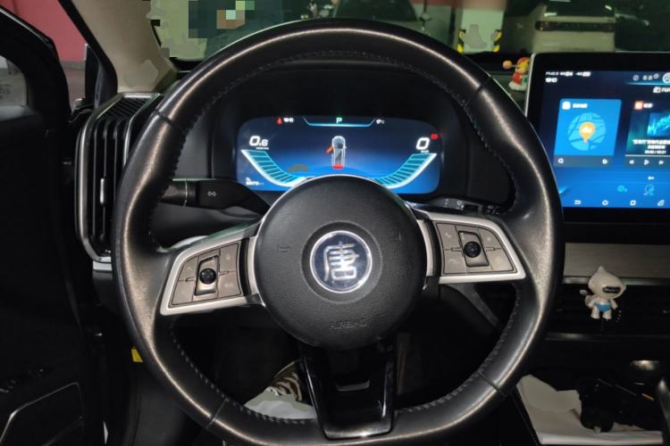 Used BYD Tang 2019 2.0T Automatic SmartConnect Luxury 7-Seater China VI Standard Steering Wheel