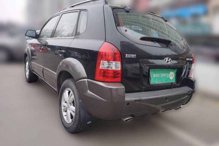 Used Hyundai Tucson 2009 2.0L Manual Two-Wheel Drive Fashion Edition