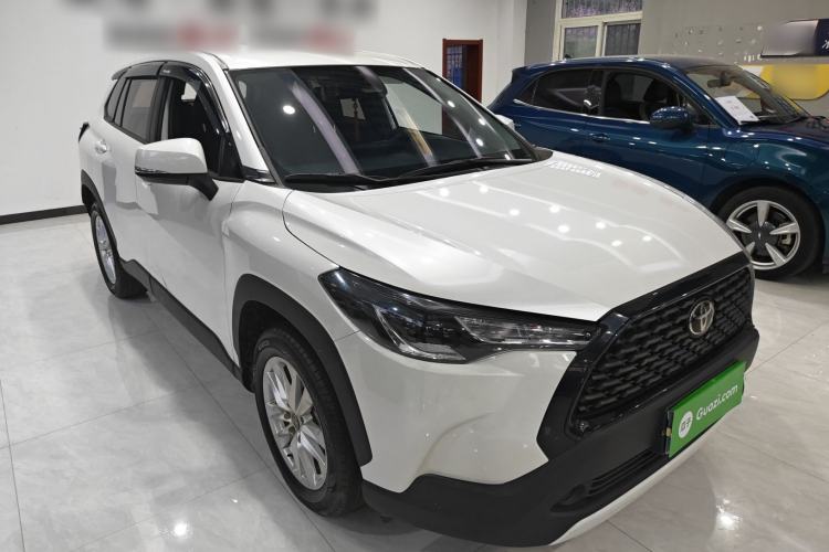 Used Toyota Corolla Cross 2023 2.0L Pioneer Edition Front Right 45 Deg