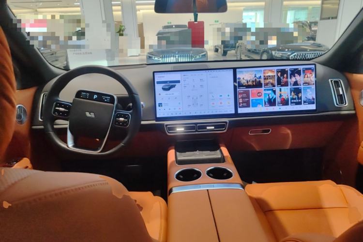 Used Li Auto L8 2025 Ultra Smart Refreshed Edition
