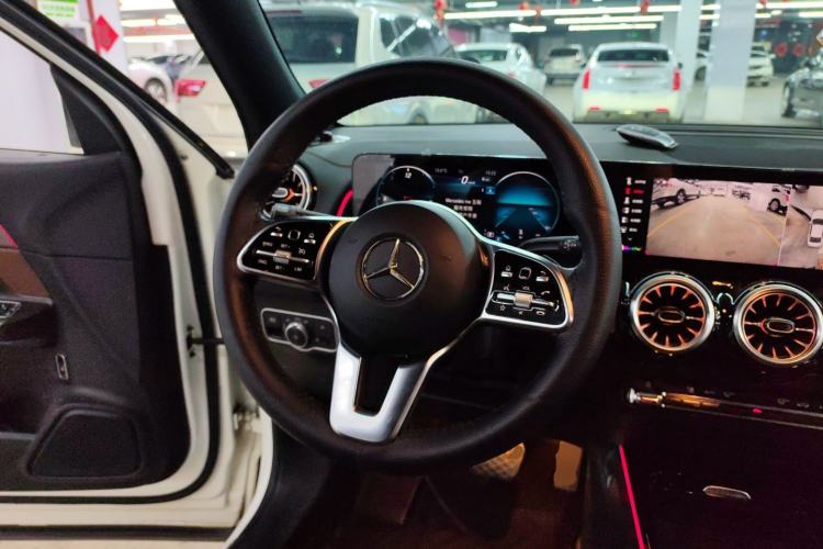 Used Mercedes-Benz GLB 2021 GLB 200 Dynamic Edition
