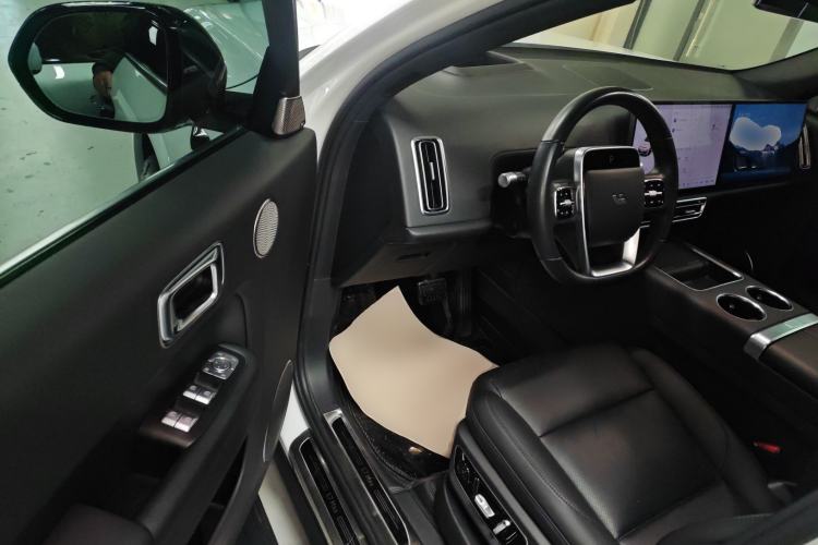 Used Li Auto L7 2023 Pro Model
