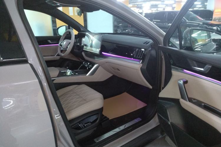 Used BYD Tang New Energy 2025 Model Smart Drive Version DM-i 175KM Deluxe Version Right Front Seat