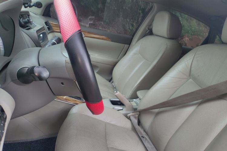 Used Nissan Sylphy 2012 1.8XL CVT Luxury Edition Left Front Seat