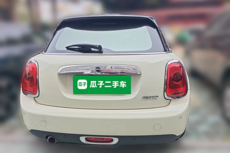 Used MINI 2016 1.5T COOPER Five-Door Edition Rear