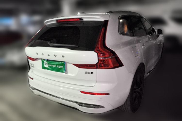 Used Volvo XC60 2023 B5 4x4 Smart Luxury Edition