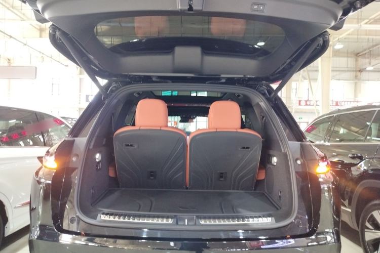 Used Li Auto L8 2024 Pro Model