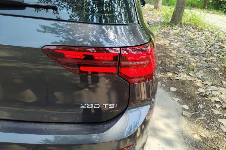 Used Volkswagen Golf 2023 Facelift 280TSI DSG R-Line Lite