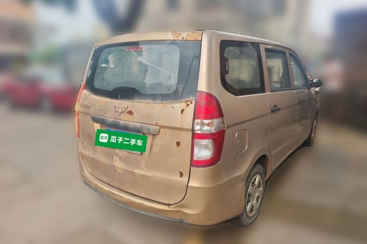 Used Wuling Hongguang 2013 1.5L Base Version
