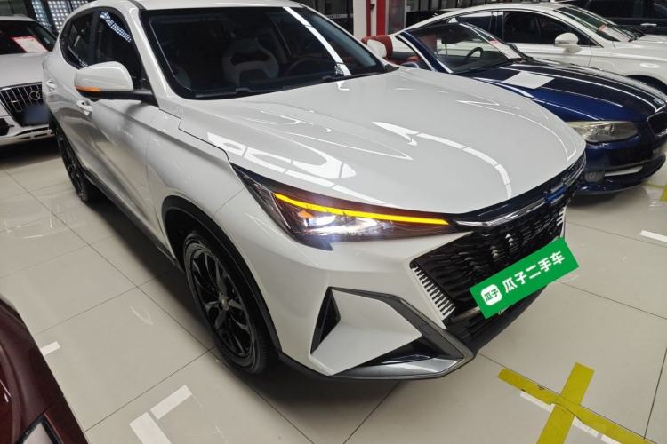 Used CHANGAN OSHAN X5 PLUS 2023 1.5T DCT Excellence Edition Front Right 45 Deg