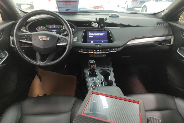 Used Cadillac XT4 2021 28T Two-Wheel Drive Leading Version