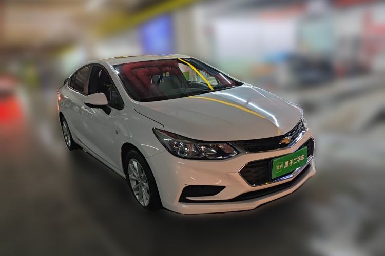 Used Chevrolet Cruze 2018 Hatchback 320 Automatic Pioneer Sunroof Edition
