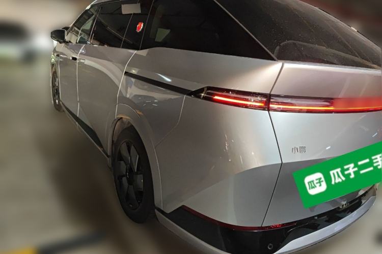 Used XPeng X9 2024 702 Ultra-Long Range Max
