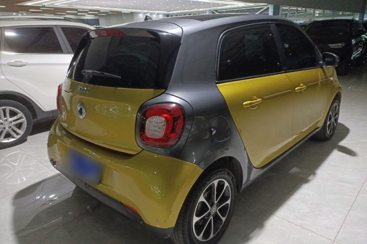 Used smart forfour 2016 1.0L 52 kW Passion Edition