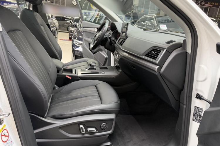 Used Audi Q5L 2023 40T Fashionable and Elegant Version