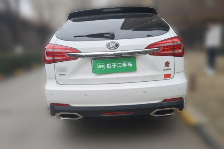 Used BYD Tang New Energy 2015 2.0T Four-Wheel-Drive Flagship Model