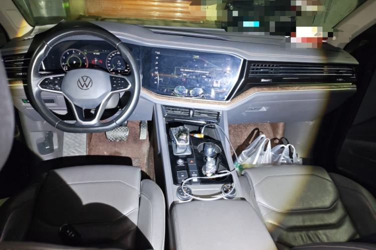 Used Volkswagen Touareg 2022 2.0 TSI RuiShang Edition Center Console