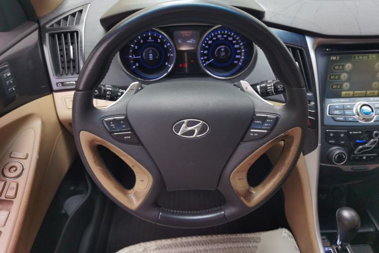 Used Hyundai Sonata 2011 2.4L Automatic Top-Tier Version
