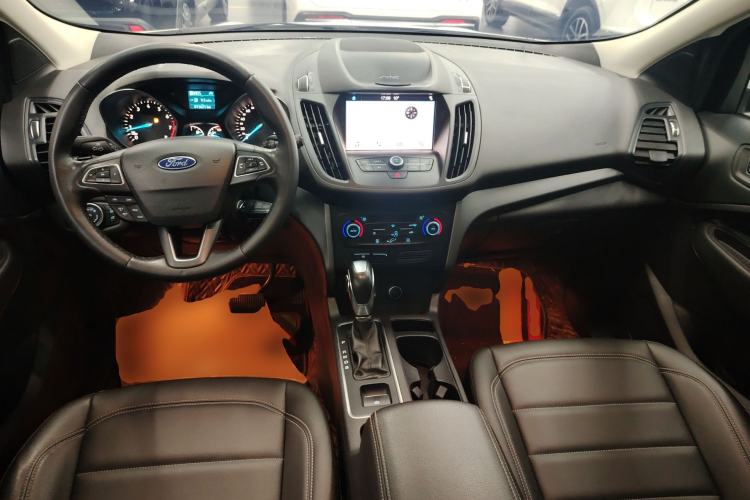 Used Ford Kuga 2019 EcoBoost 180 Two-Wheel-Drive Platinum Edition China VI Standard