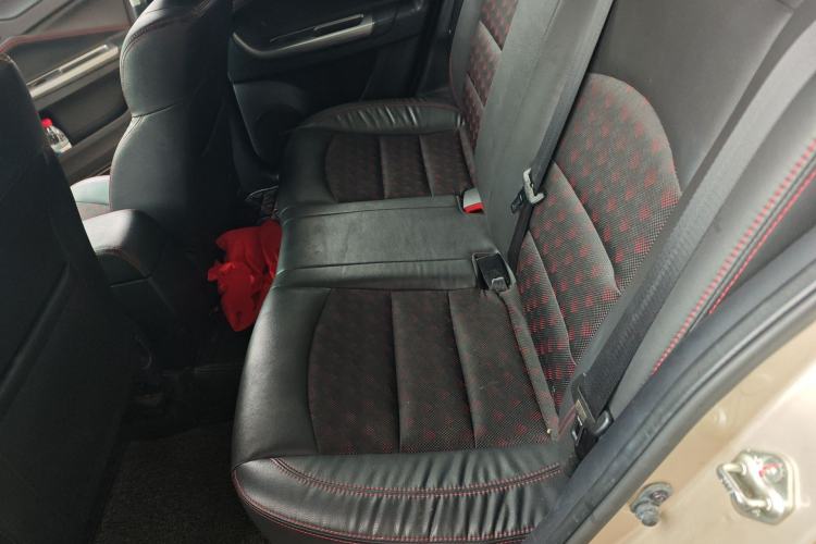 Used Haima Fumei 2017 1.6L Manual Luxury Model Left Rear Seat