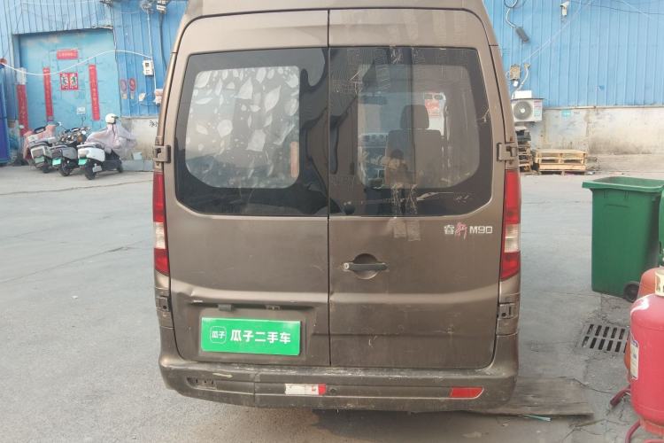 Used CHANGAN KAICHENG Ruixing M90 2016 2.0L Comfort Edition 4G94S Rear